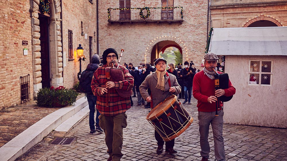 Le Pro Loco lanciano un nuovo tormentone di Natale 2021 con la canzone “Il Natale che non ti aspetti”